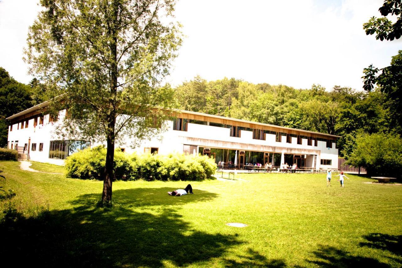 Jugendherberge Possenhofen Pocking  Exterior foto