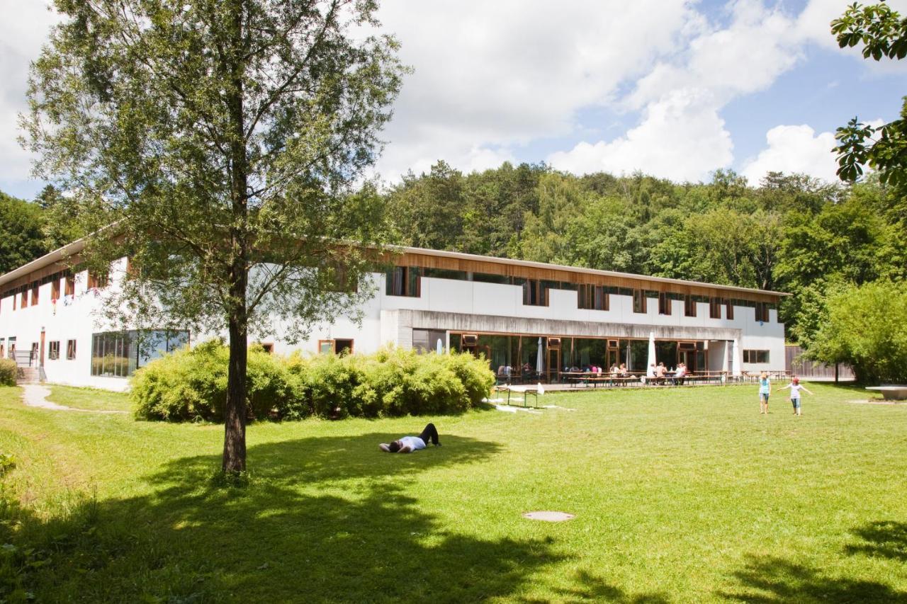 Jugendherberge Possenhofen Pocking  Exterior foto